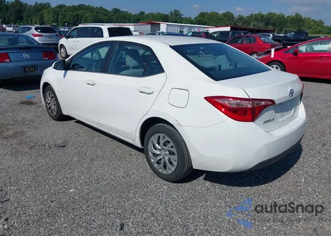 2017 Toyota Corolla Le z USA, uszkodzony, nr VIN 2T1BURHE6HC850802